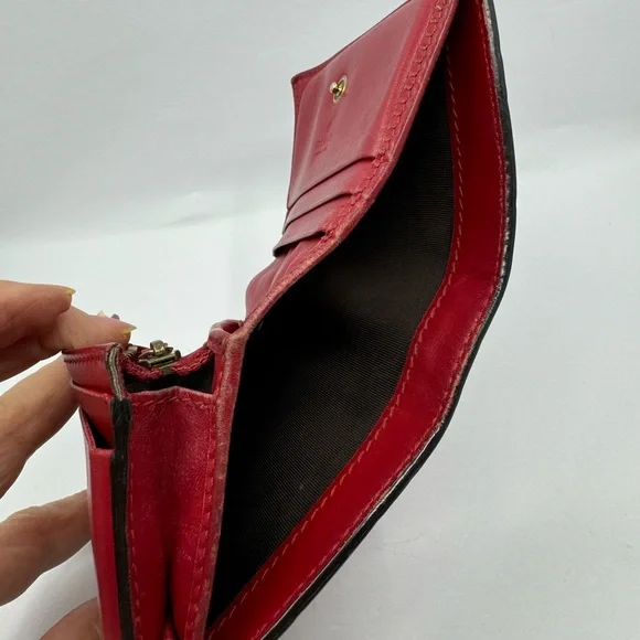 Gucci Red Cherry Embossed Wallet - Picture 7 of 8